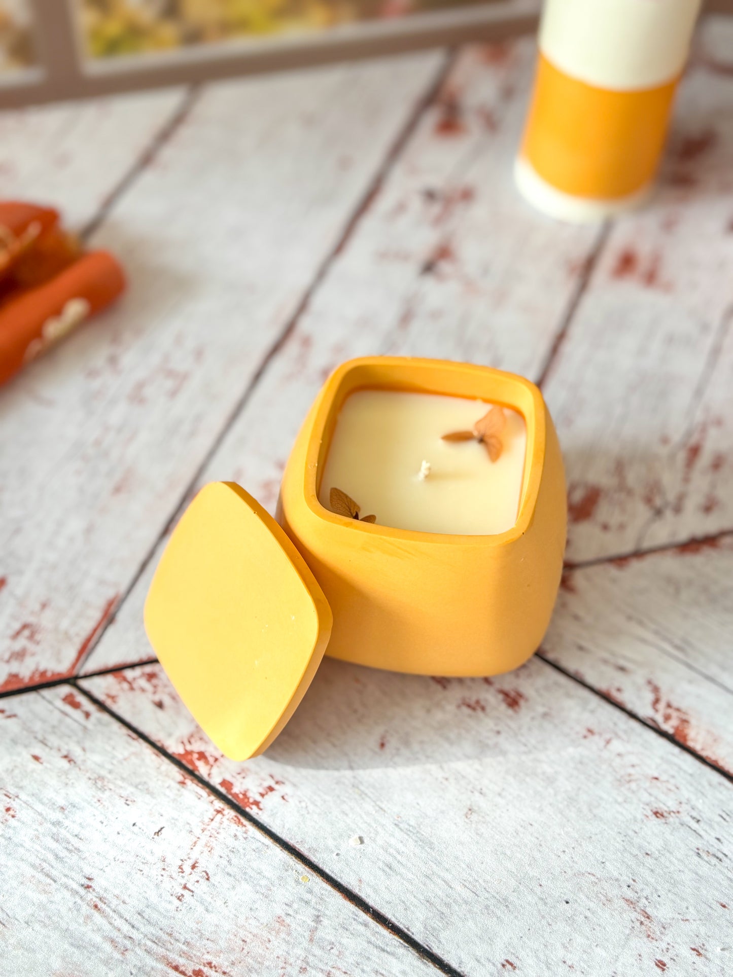 Automne - Combo Bougie Capucine jaune & plateau