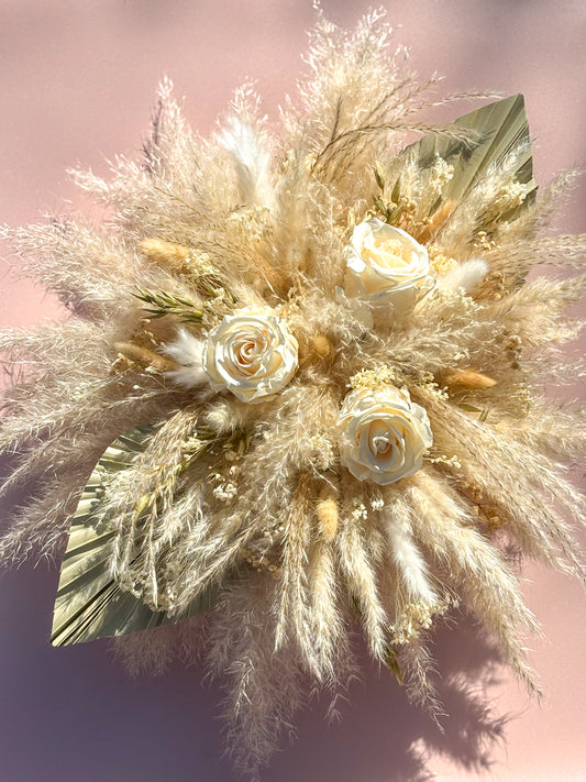 Décoration en Fleurs Séchées crème pour Voiture de Mariée