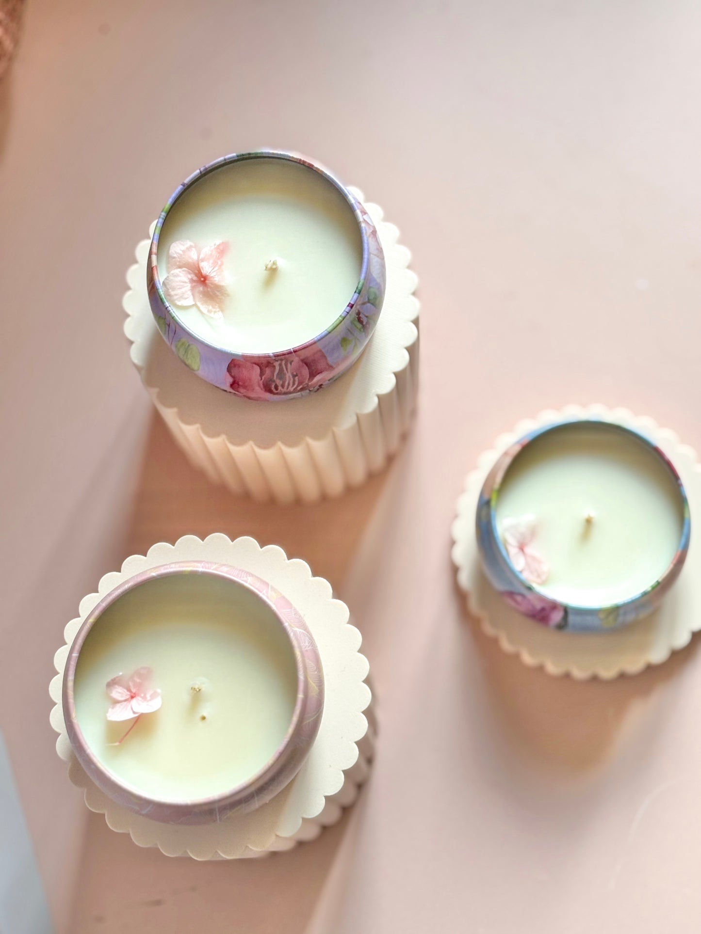 Bougie printanière fleurie (inspiration Bridgerton)