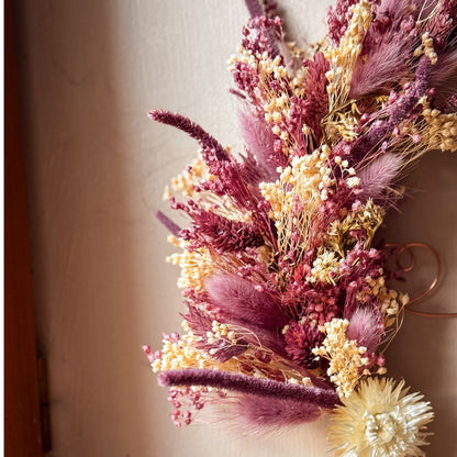 Couronne murale en fleurs séchées & fil d'or "Douceur Lilas" - Pièce Unique