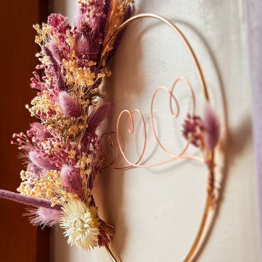 Couronne murale en fleurs séchées & fil d'or "Douceur Lilas" - Pièce Unique