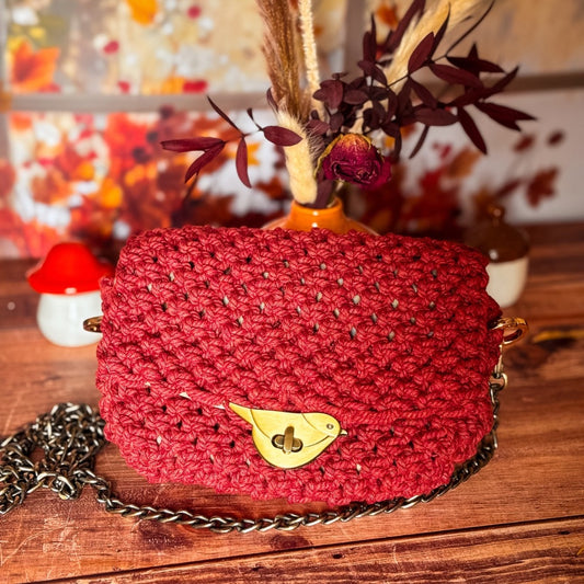 Sac Macramé Bordeaux & Fermoir Oiseau - Pièce unique