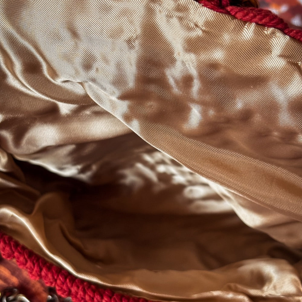 Sac Artisanal en Macramé & Doublure Satin - Fermoir Abeille | Loumacréation